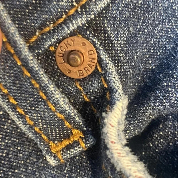 Lucky Brand Dungarees Mid Rise Flare Reg Length Medium Wash Jeans Size 30 - Picture 6 of 12